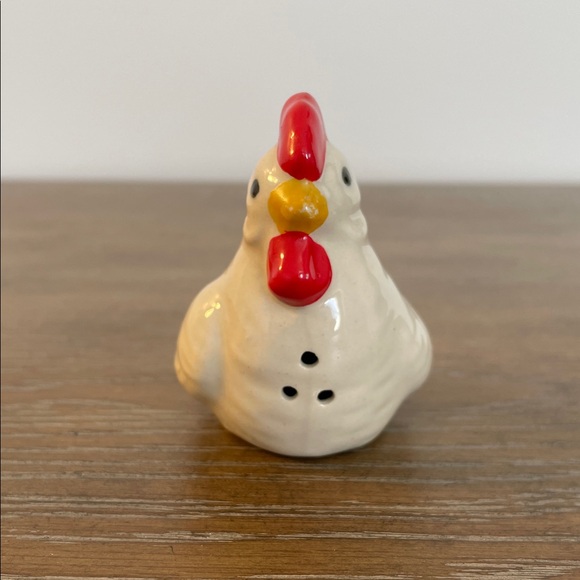 Other - Ceramic Chicken Salt Shaker